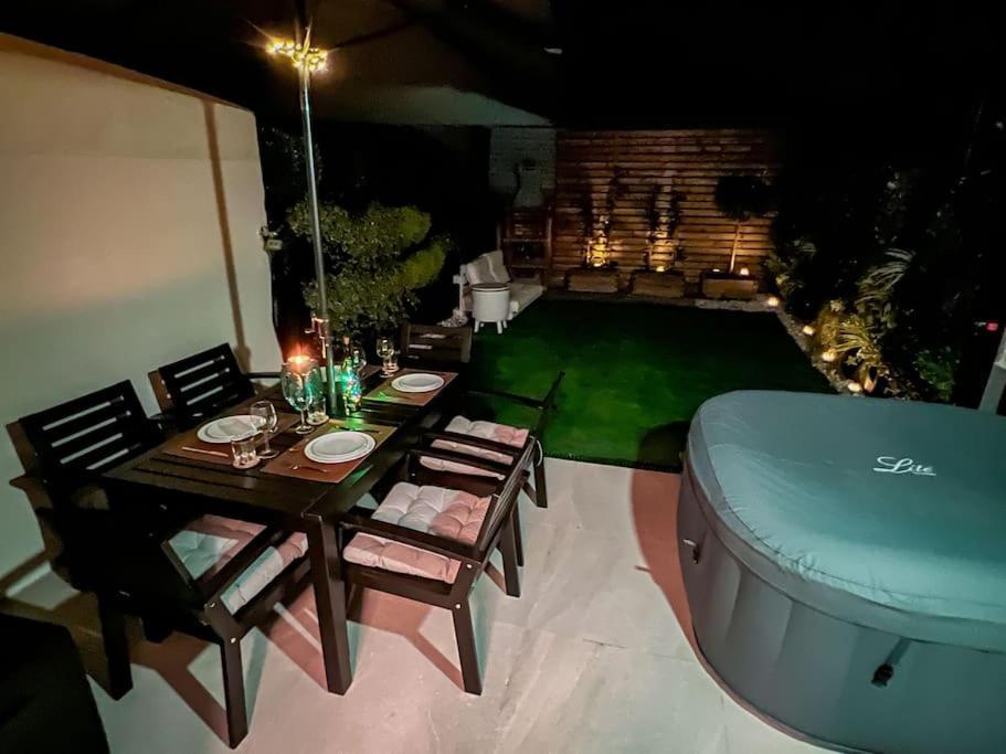 Relaxing Garden Los Cristianos Con Jacuzzi Y Barbacoa Arona  Bagian luar foto