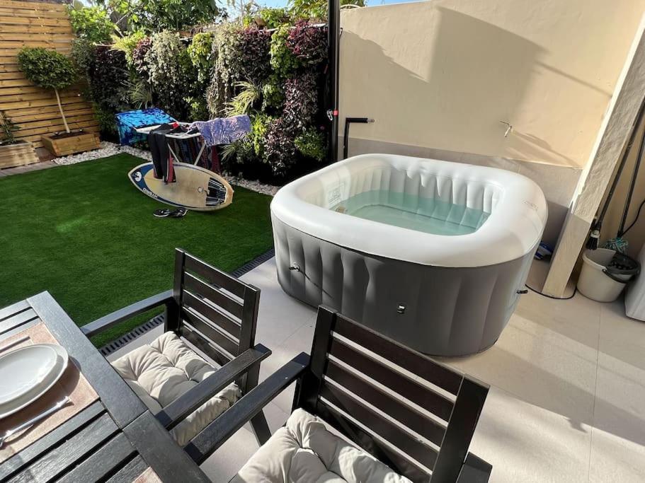 Relaxing Garden Los Cristianos Con Jacuzzi Y Barbacoa Arona  Bagian luar foto